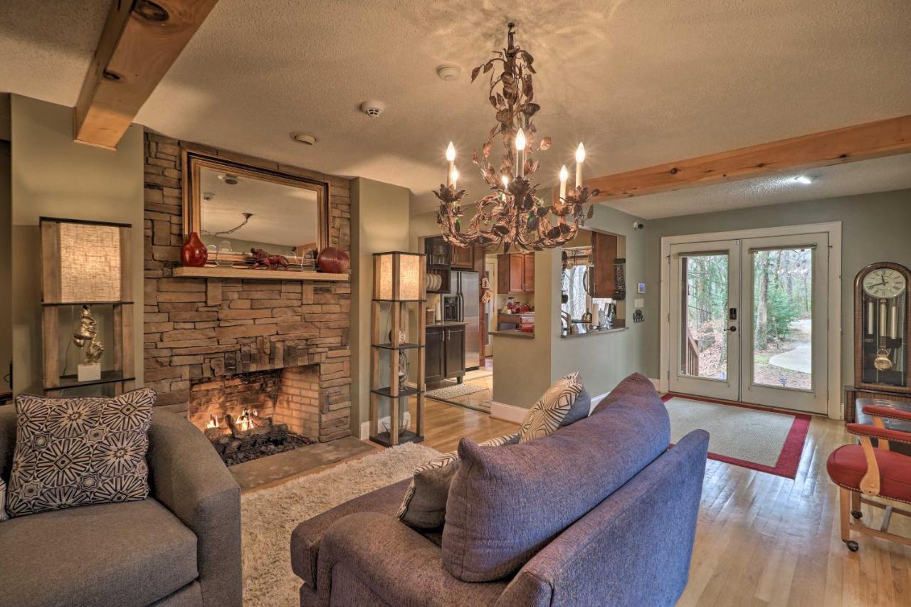 Cozy Conyers Cabin With Fireplace And Pool Table! 外观 照片