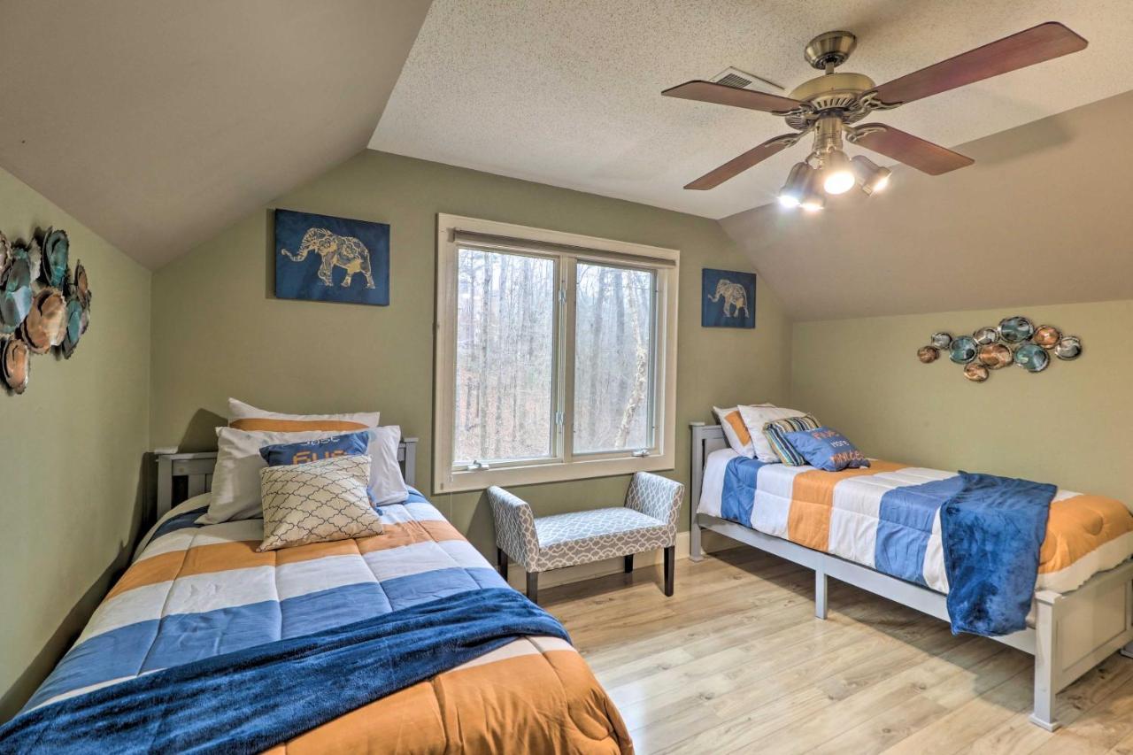 Cozy Conyers Cabin With Fireplace And Pool Table! 外观 照片